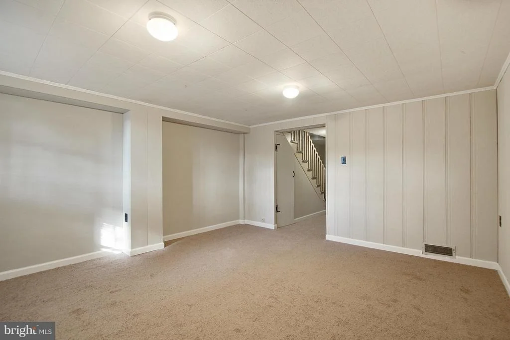 Photo of 3900 DEEPWOOD ROAD