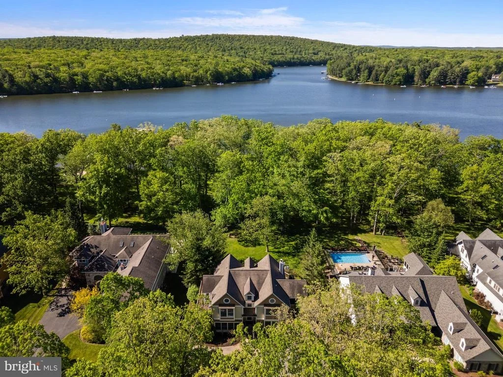 Photo of 200 STILWATER DRIVE