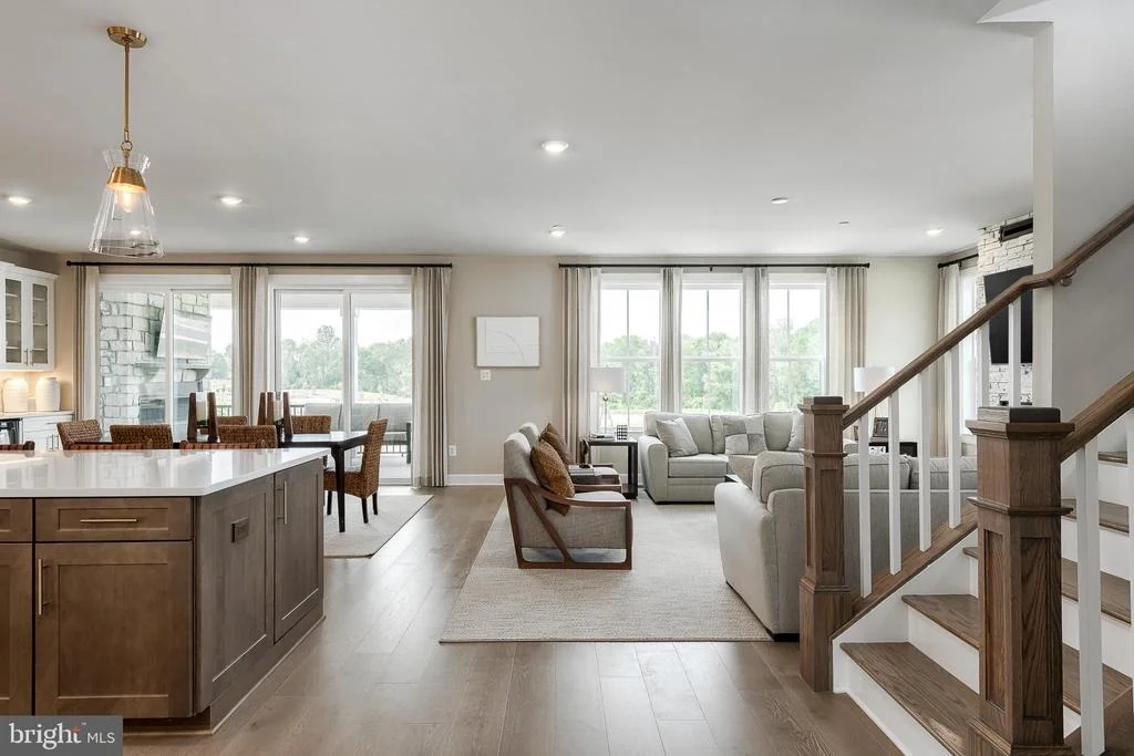 Photo of 1311 LEELAND FOREST