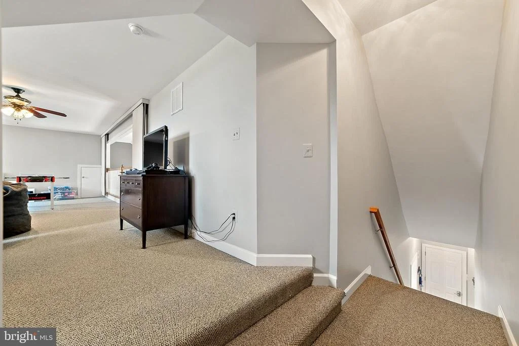 Photo of 15159 SPRING RIDGE ROAD