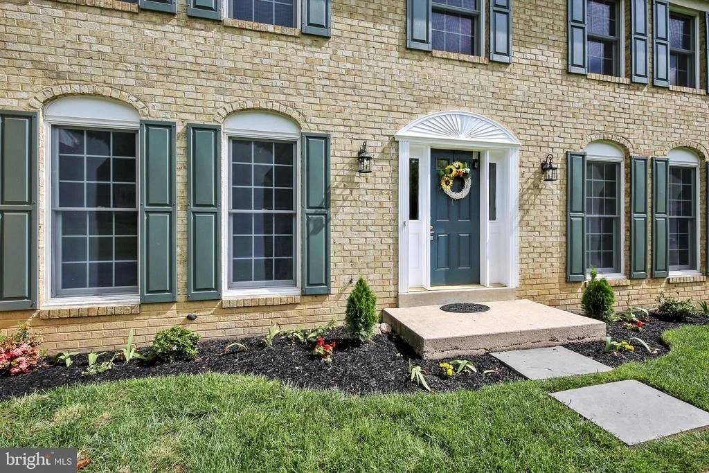 Photo of 1805 CHAPEL HILL ROAD