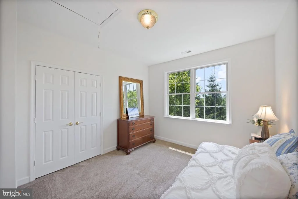 Photo of 1712 LOCKSLEY LANE
