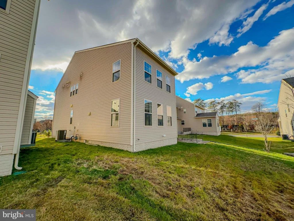 Photo of 10202 GALAXY VIEW LANE