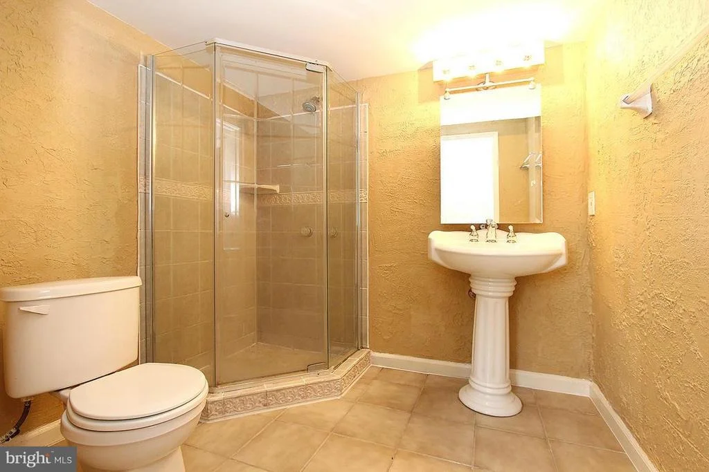 Photo of 11205 SUFFOLK DRIVE