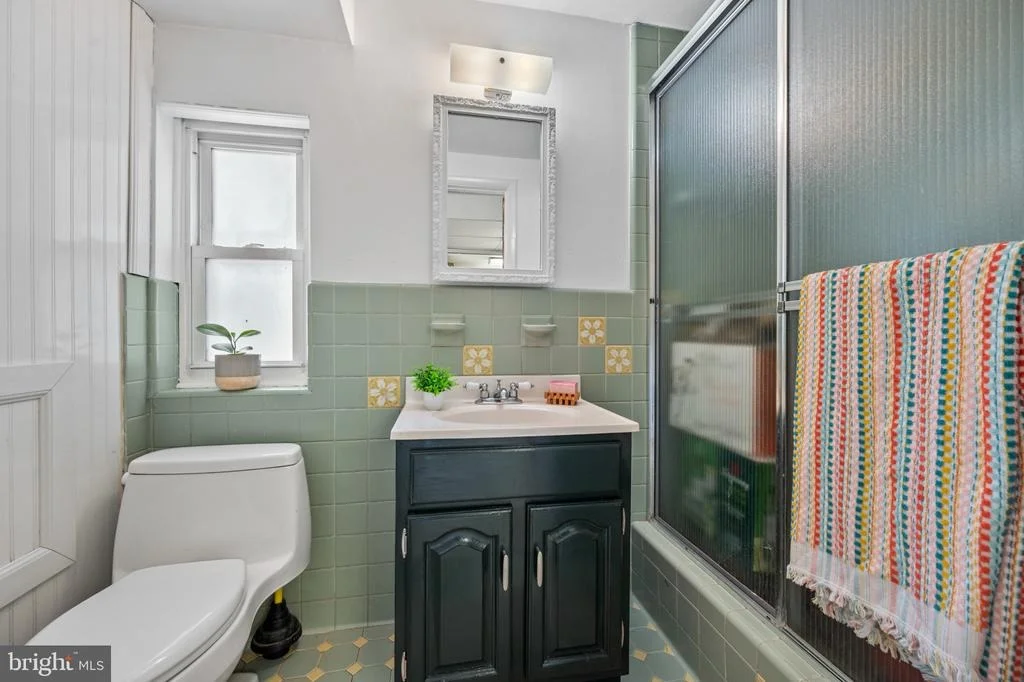 Photo of 213 PIPING ROCK DRIVE