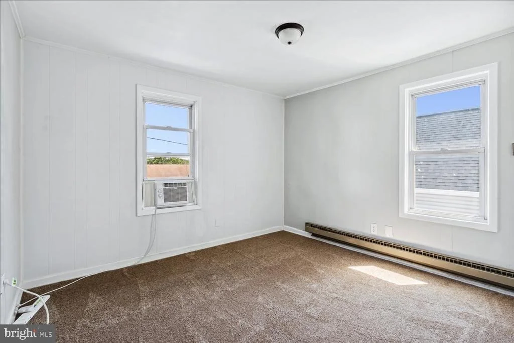Photo of 311 N MAPLE AVENUE N