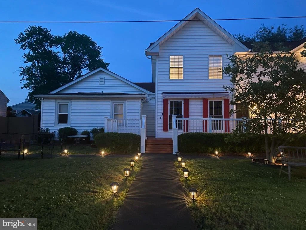 Photo of 8135 HIGHPOINT ROAD