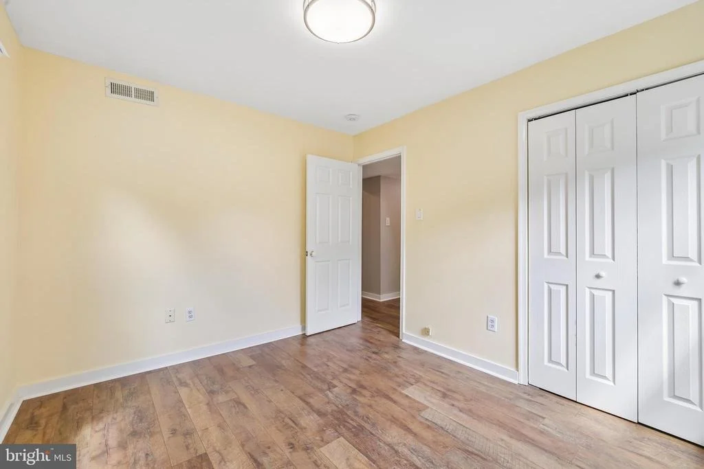 Photo of 1410 KNIGHTS BRIDGE TURN