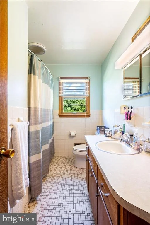 Photo of 8002 SUNNYBROOK COURT
