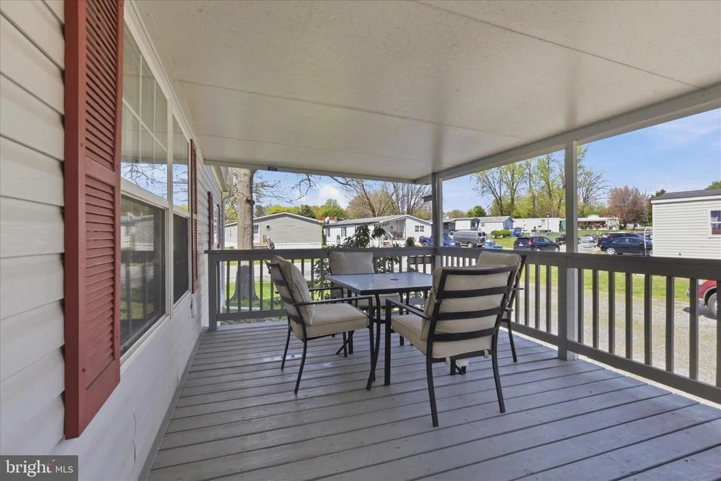 Photo of 11125 LAKESIDE DRIVE
