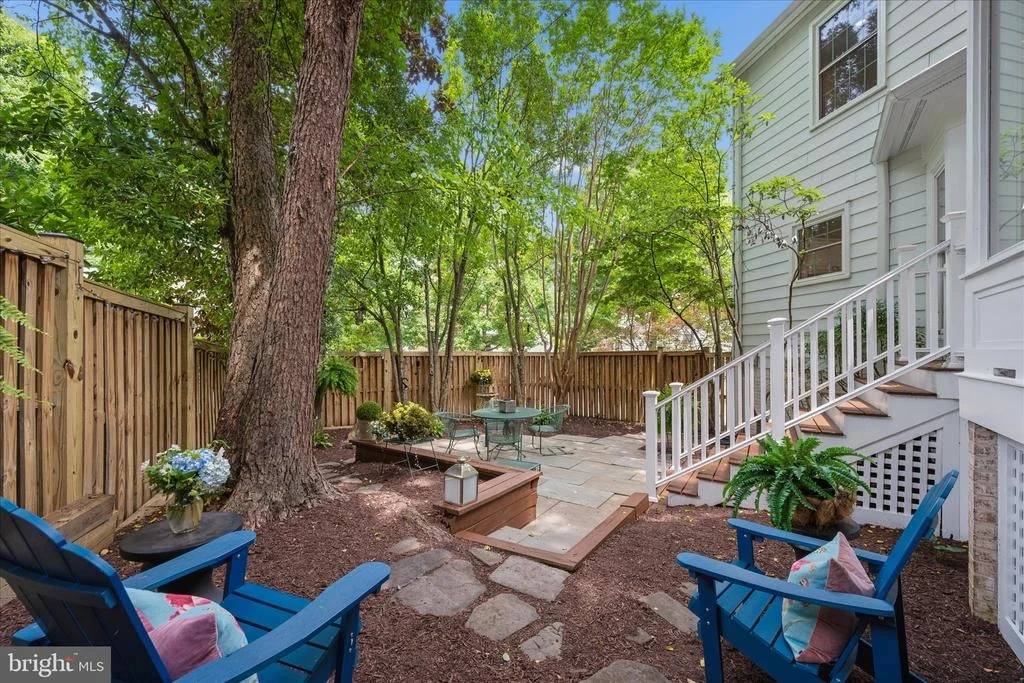 Photo of 8900 ELLSWORTH COURT