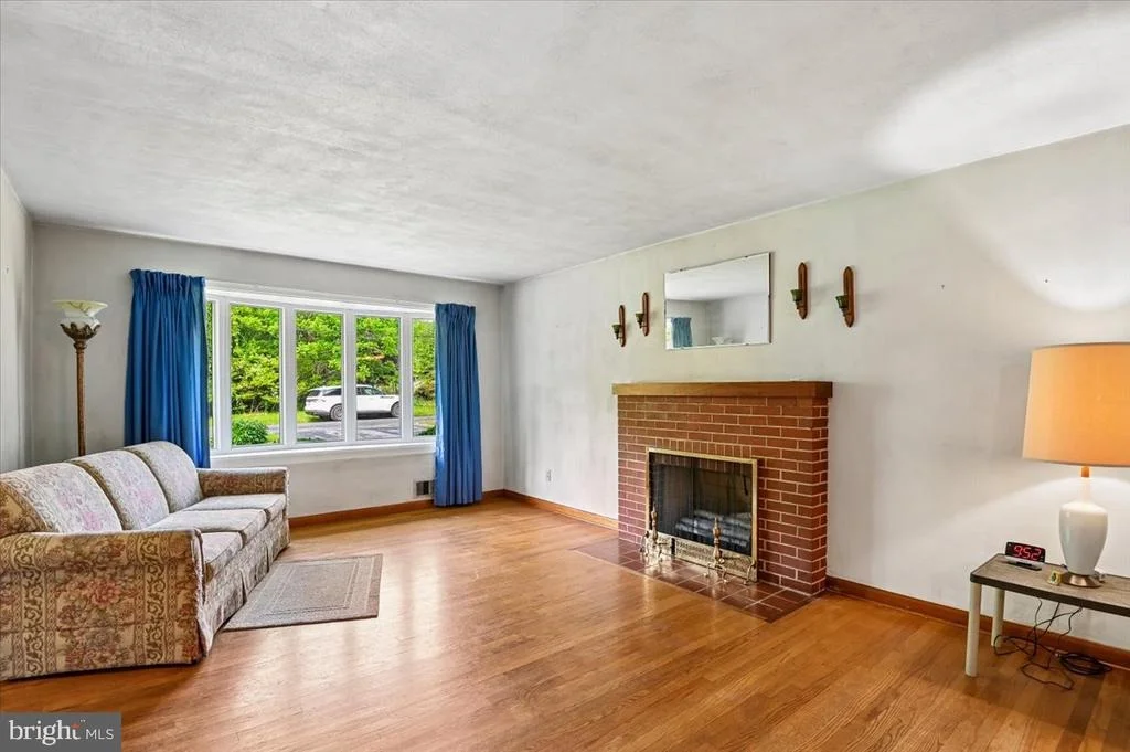 Photo of 1509 DUVALL ROAD