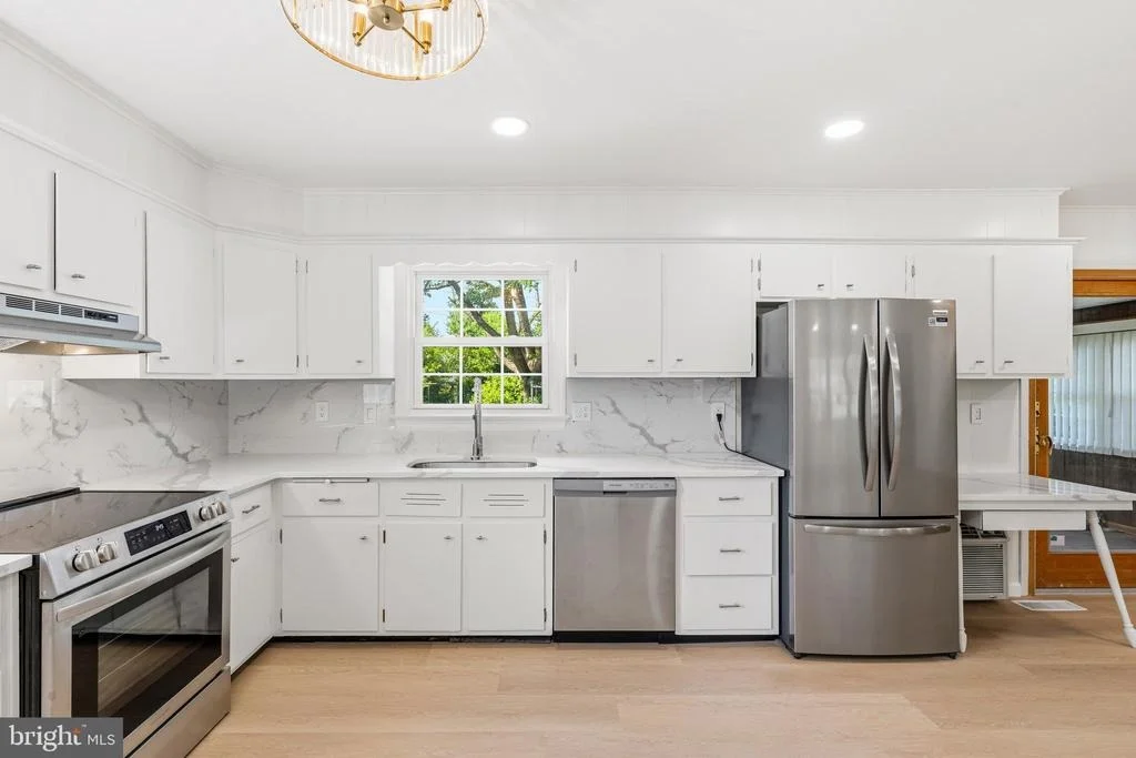 Photo of 6783 SUNNYBROOK DRIVE