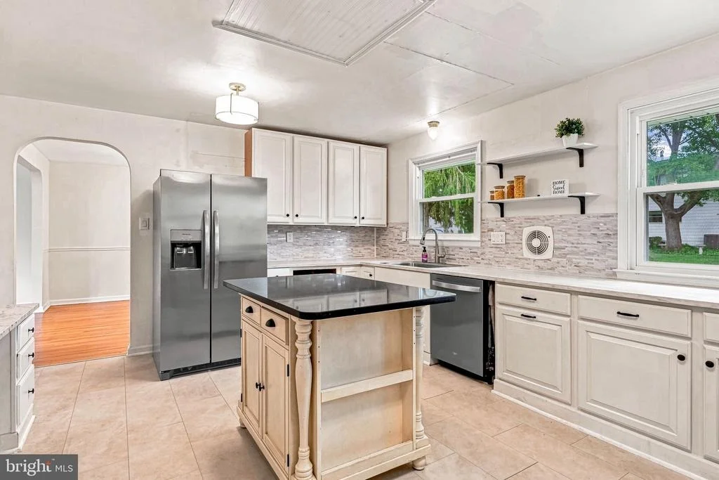 Photo of 2500 SALEM DRIVE