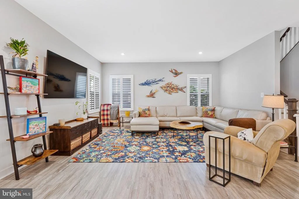 Photo of 238 NORMA DEAN DRIVE