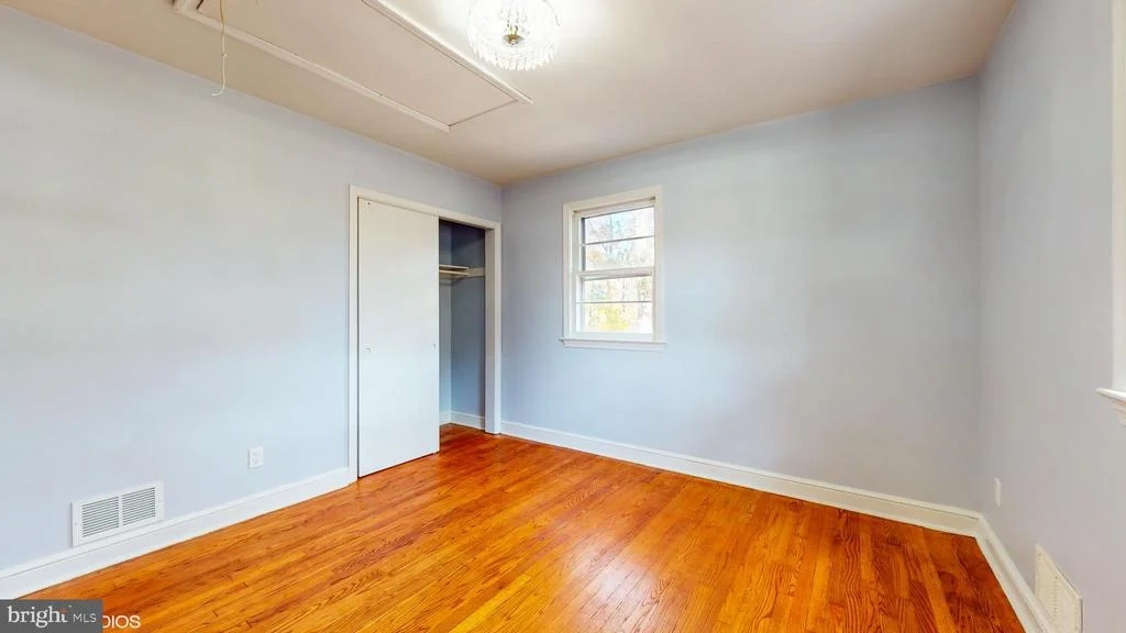 Photo of 5906 KIRBY ROAD