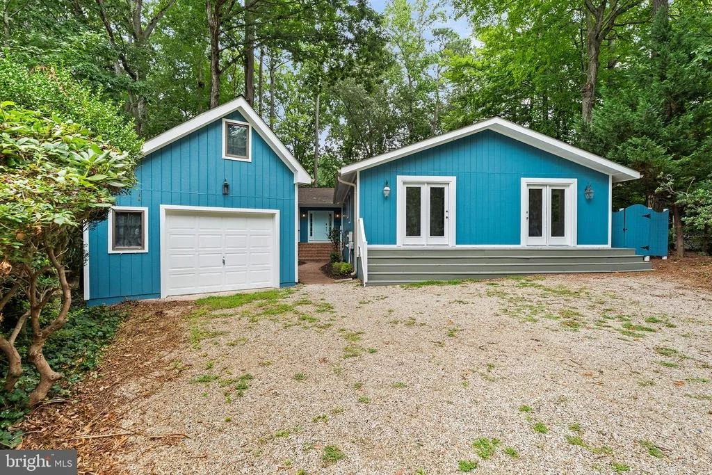 Photo of 30 SLOOP LANE
