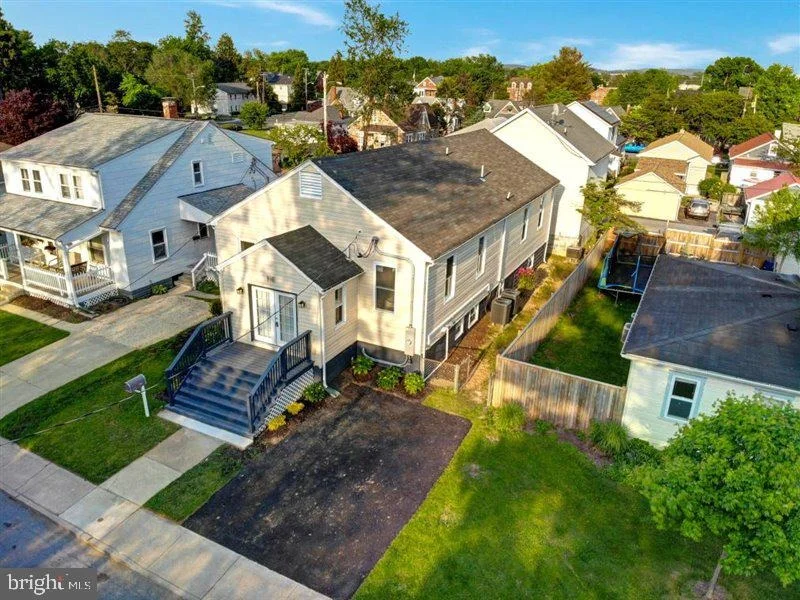 Photo of 916 MOTTER AVENUE