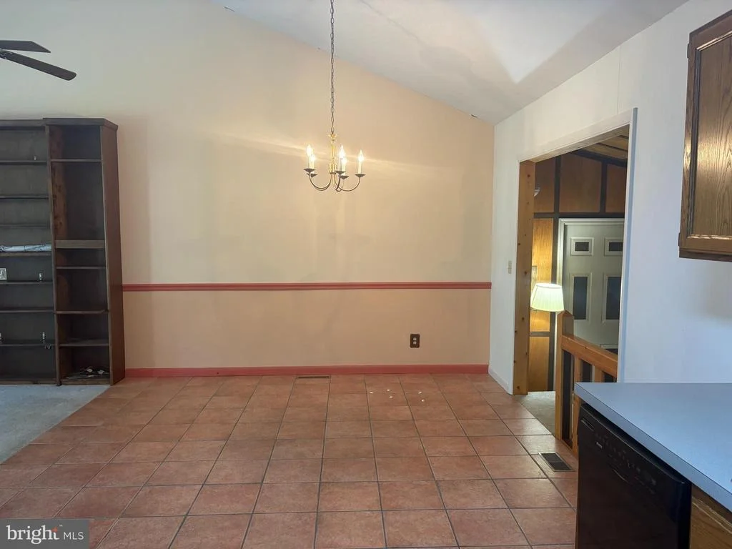 Photo of 207 THRASHER WAY