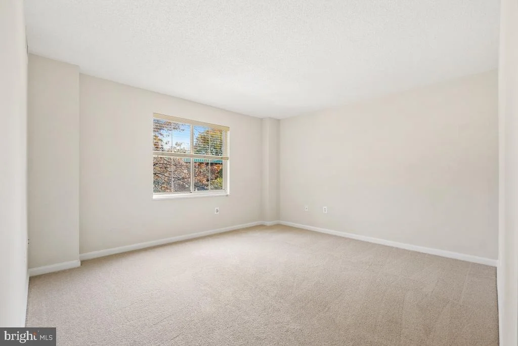 Photo of Unit 203 at 14801 PENNFIELD CIRCLE