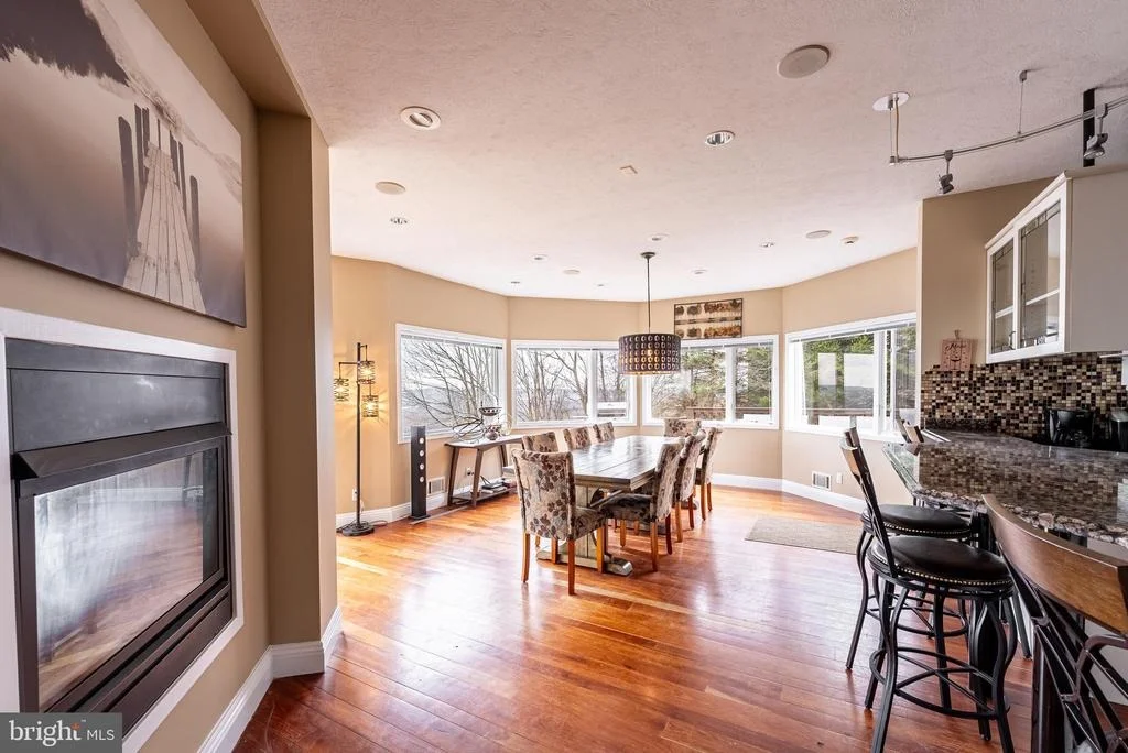 Photo of 1200 MOUNTAINVIEW DRIVE