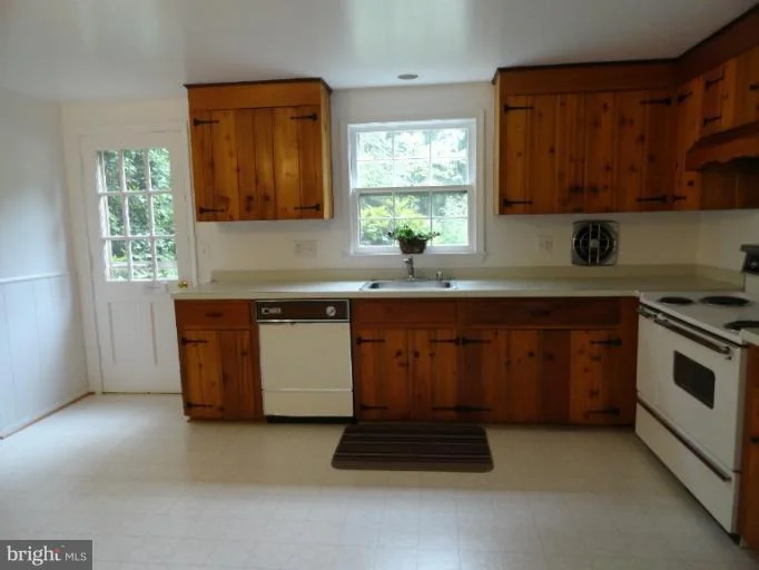 Photo of 2403 STRATTON DRIVE