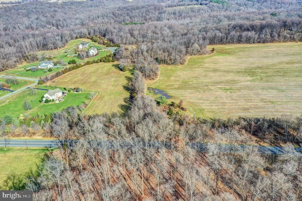 Photo of 15313 DARNESTOWN ROAD