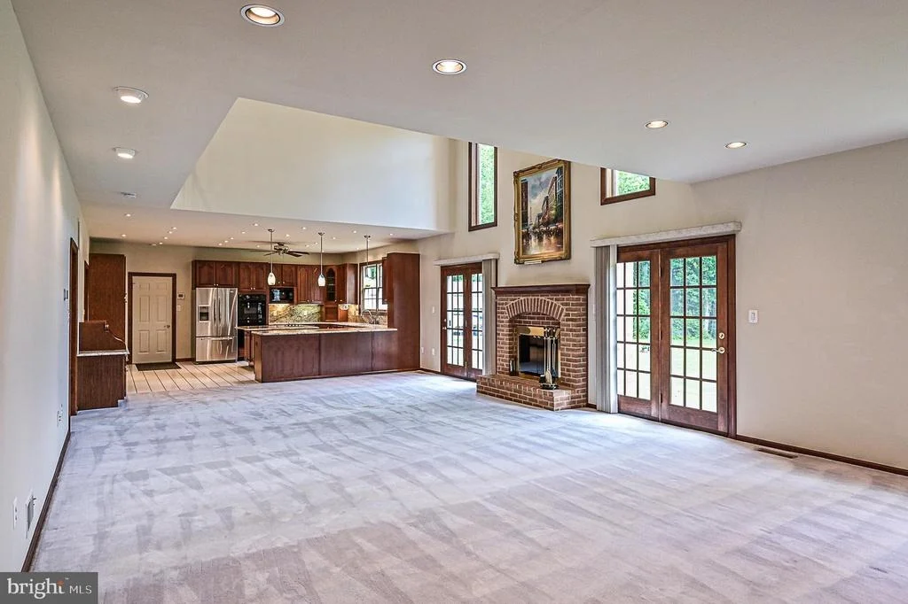 Photo of 5805 HALLOWING DRIVE