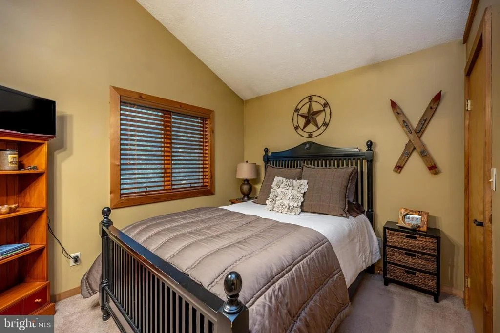Photo of 11 VALLEY VIEW DRIVE