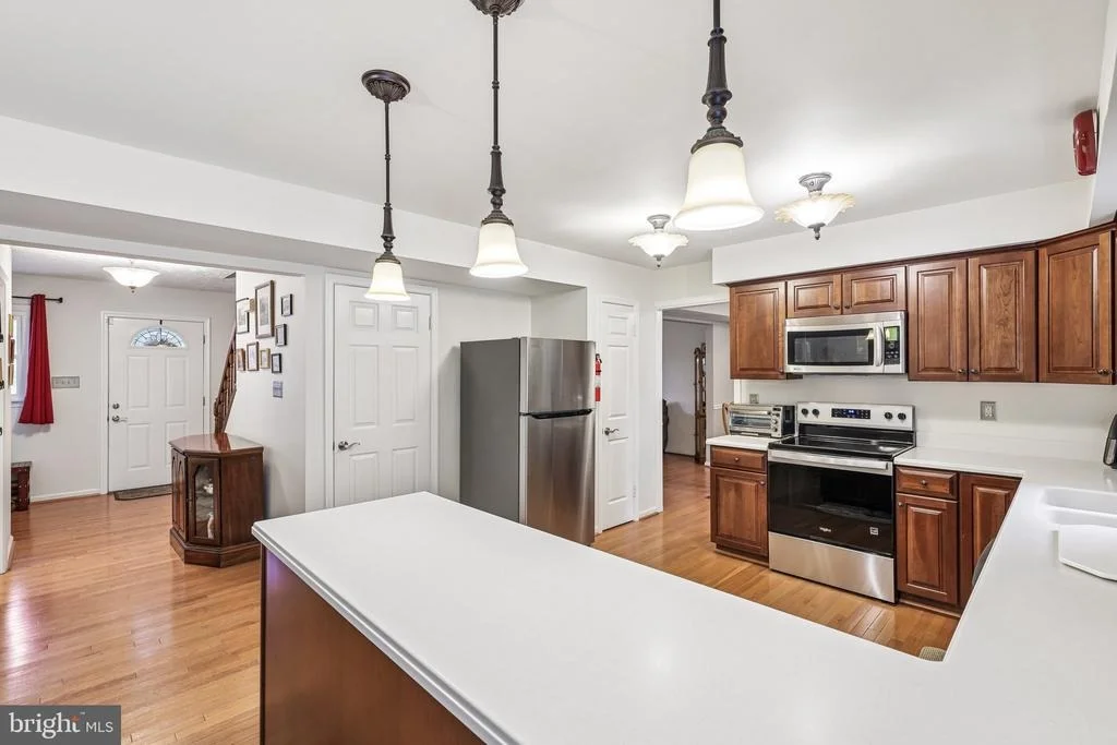 Photo of 592 EASON DRIVE