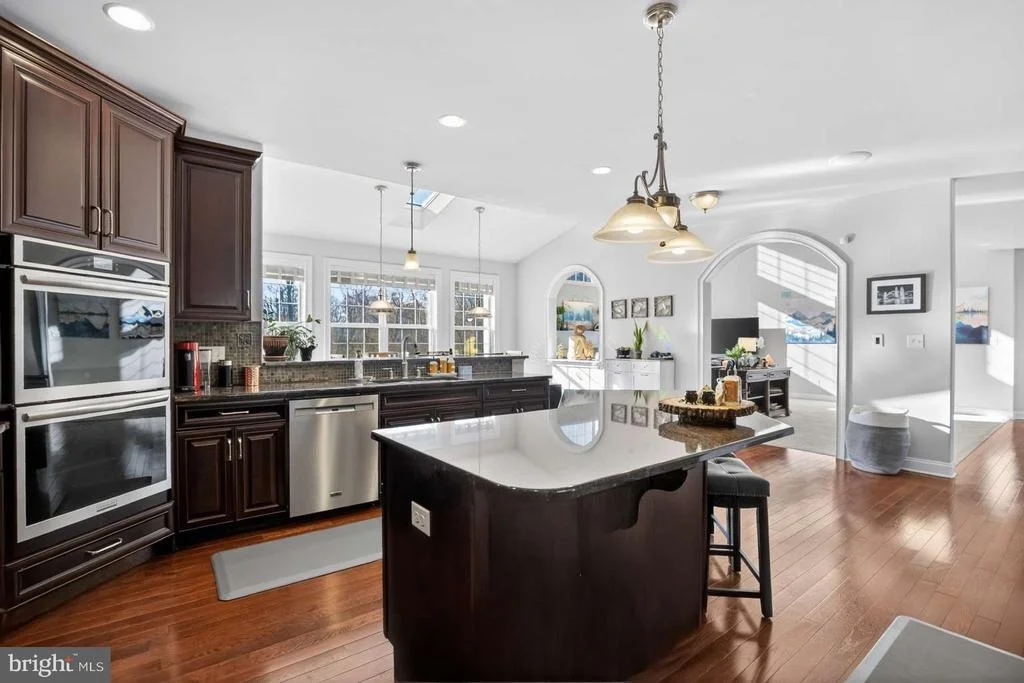 Photo of 207 EMERALD LANE