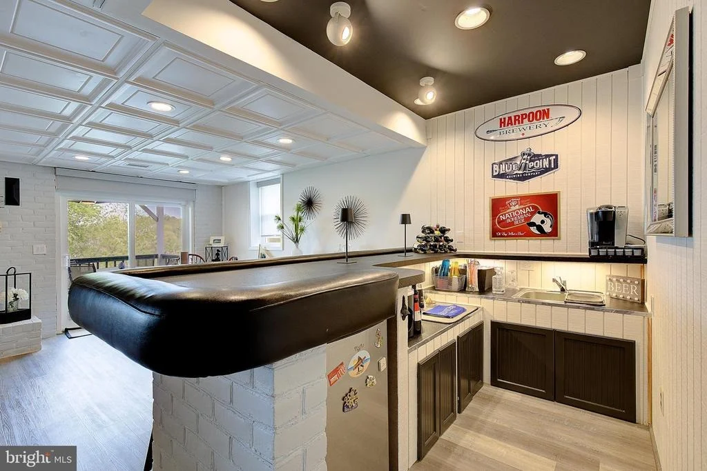 Photo of 1164 OAK VIEW DRIVE