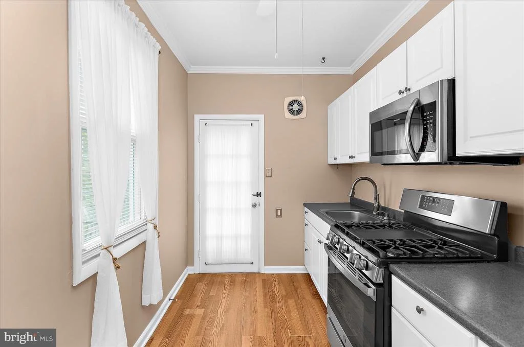 Photo of 40 HAMPTON ROAD