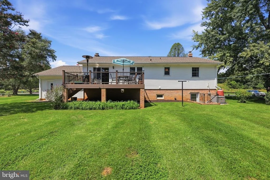 Photo of 8117 RUNNYMEADE DRIVE
