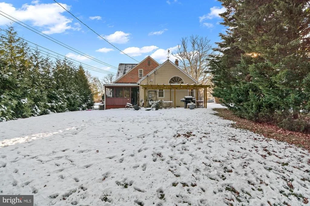 Photo of 6803 WESTBROOK ROAD