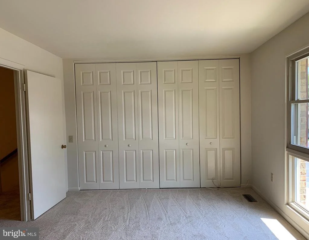 Photo of Unit 80A at 3300 GLENEAGLES DRIVE