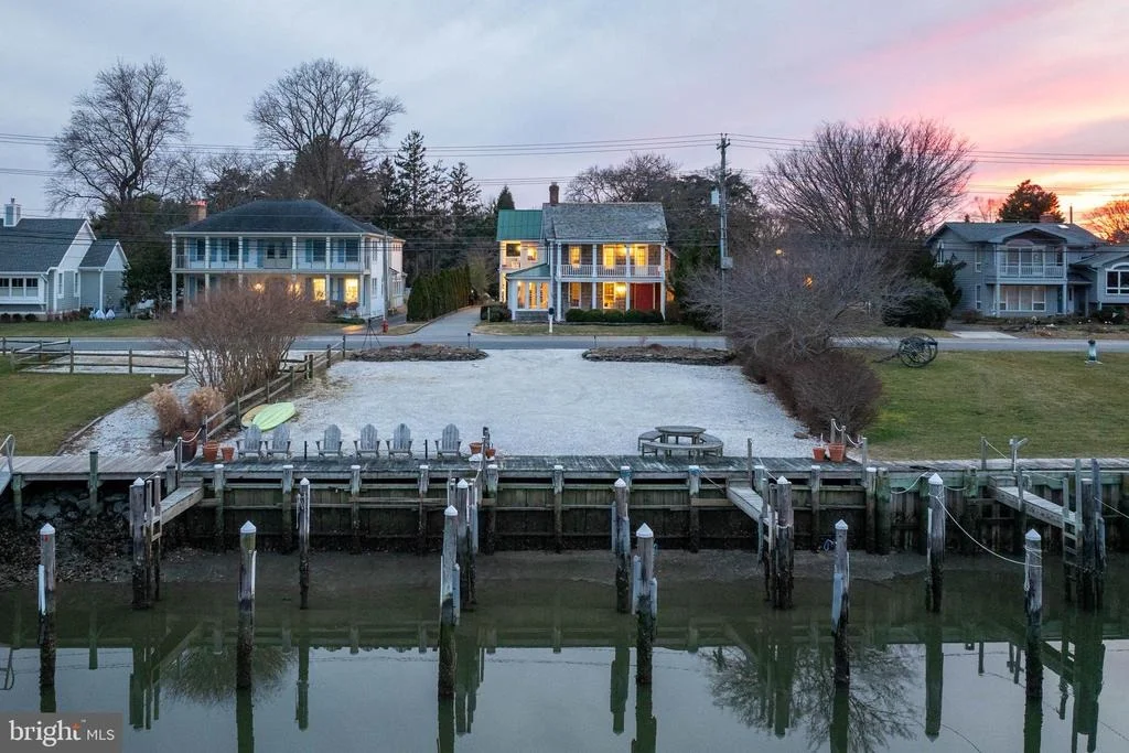 Photo of 558 PILOTTOWN ROAD