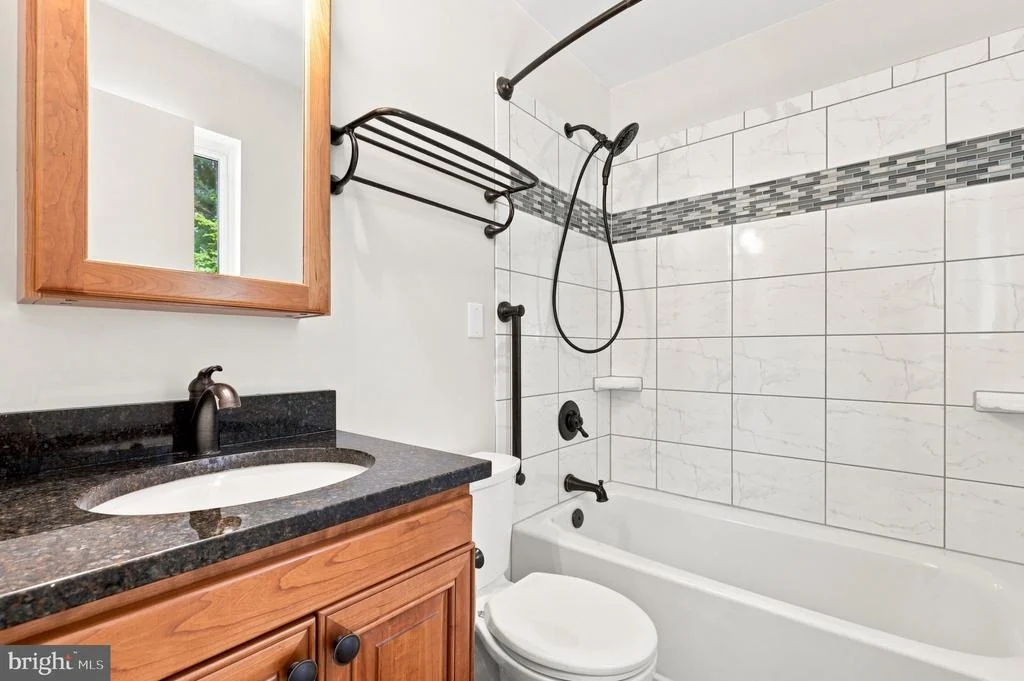 Photo of 3902 SHAKESPEARE WAY