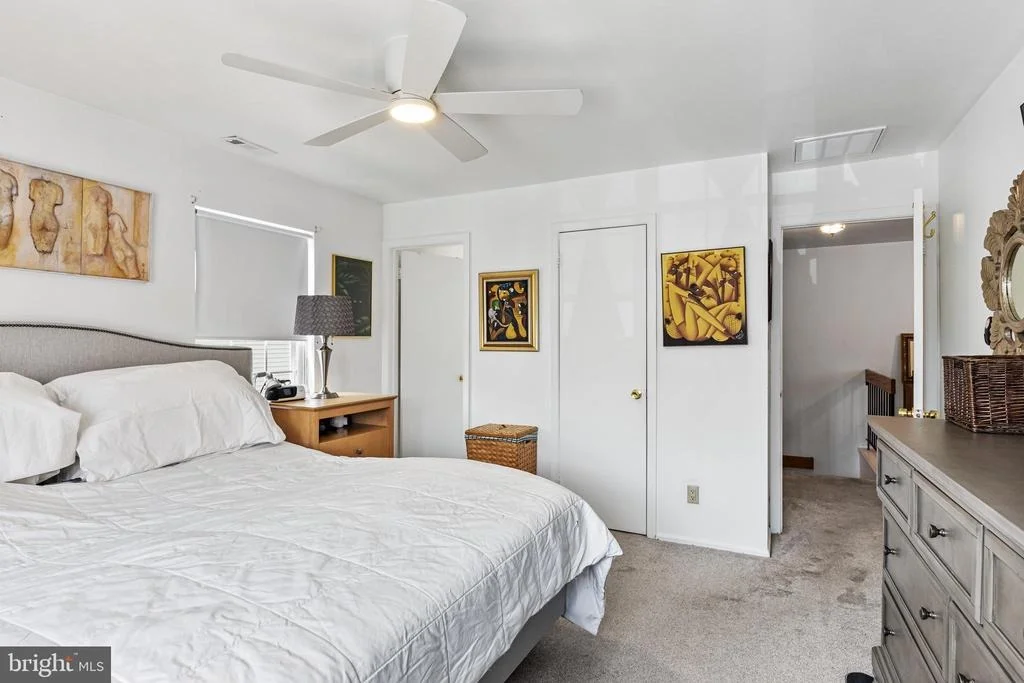 Photo of 4802 ADELAIDE DRIVE