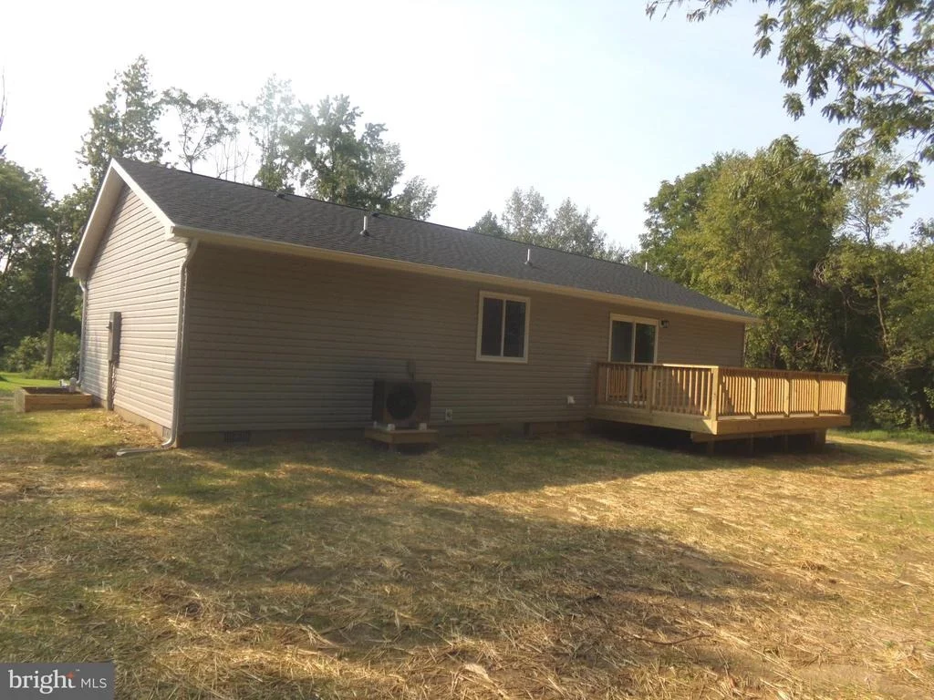 Photo of 11035 BOTTOM RD