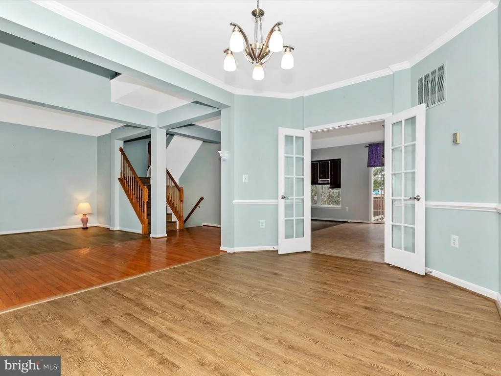 Photo of 605 CROSSOVER COURT