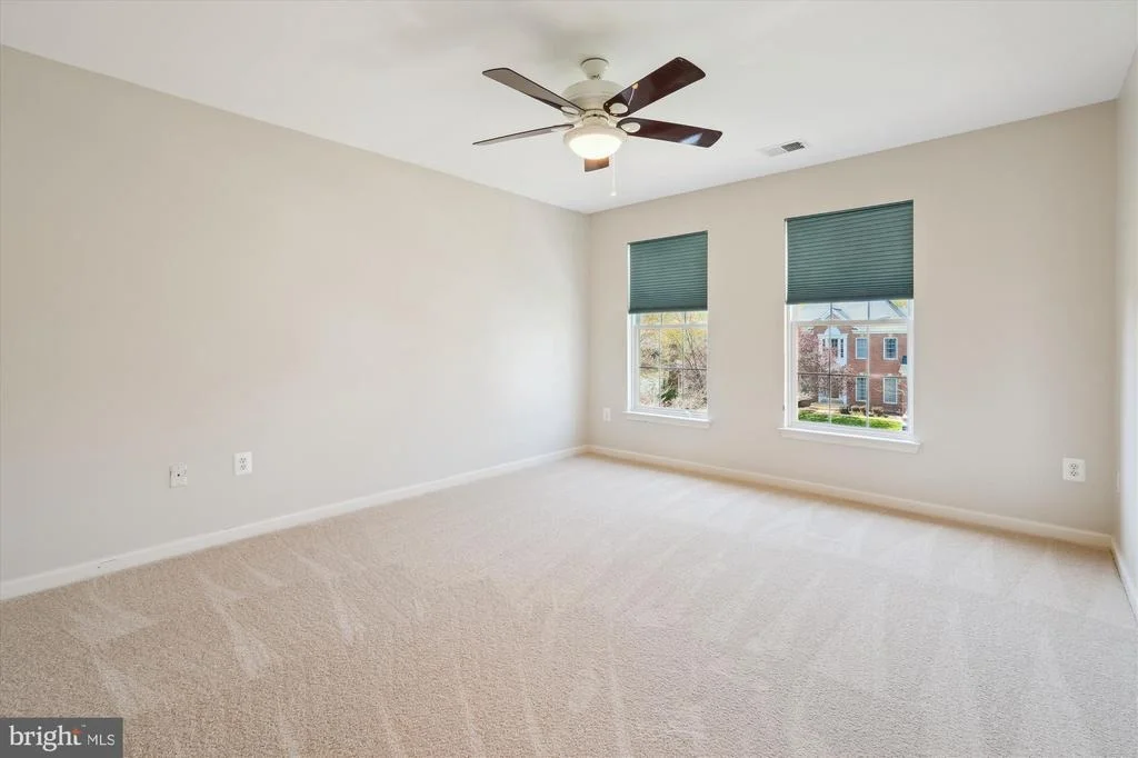 Photo of 4422 WINDING OAK DRIVE