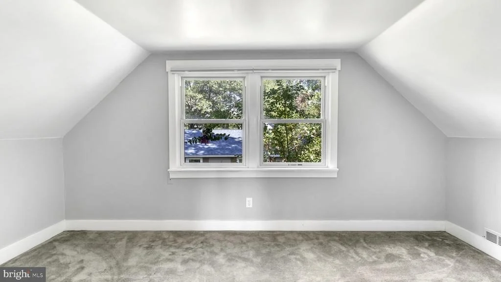 Photo of 12113 ROCKLEDGE DRIVE