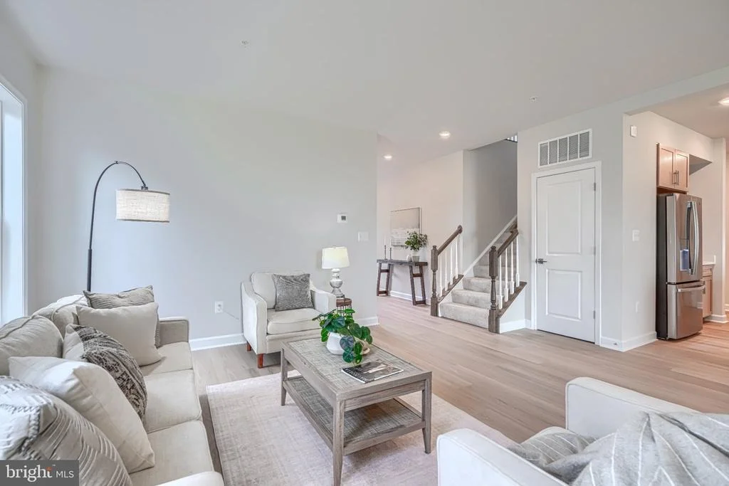 Photo of 6060 FLOREY ROAD