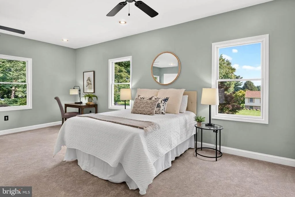 Photo of 4294 WOLF HILL DRIVE