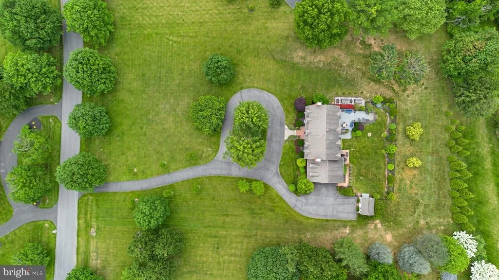 Photo of 21108 GOLF ESTATES DRIVE