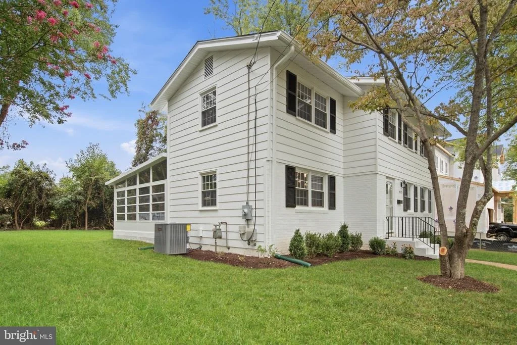 Photo of 8215 BUCKNELL DRIVE