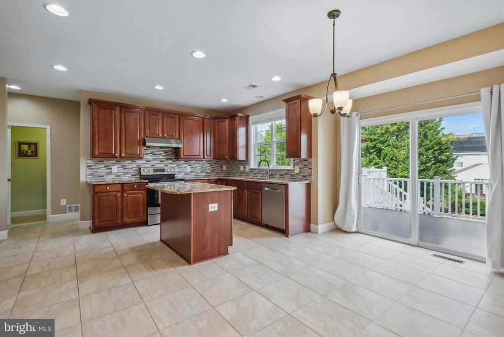 Photo of 18303 THUNDERCLOUD ROAD