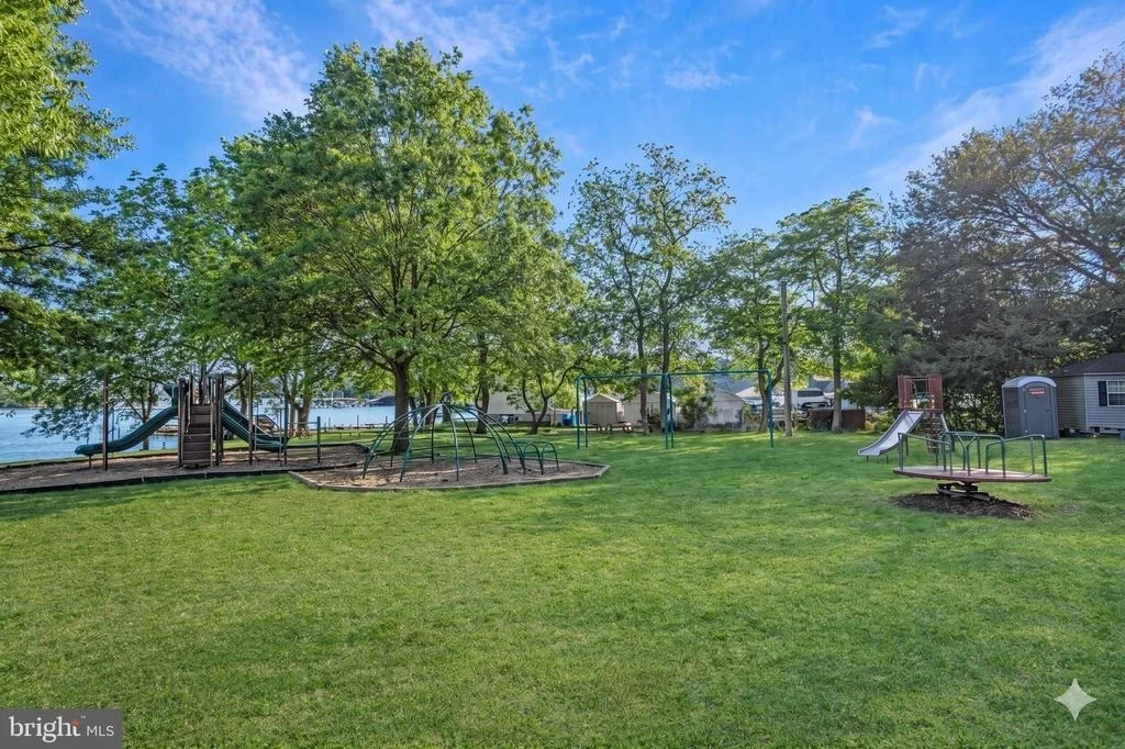 Photo of 4 GRAY DRIVE