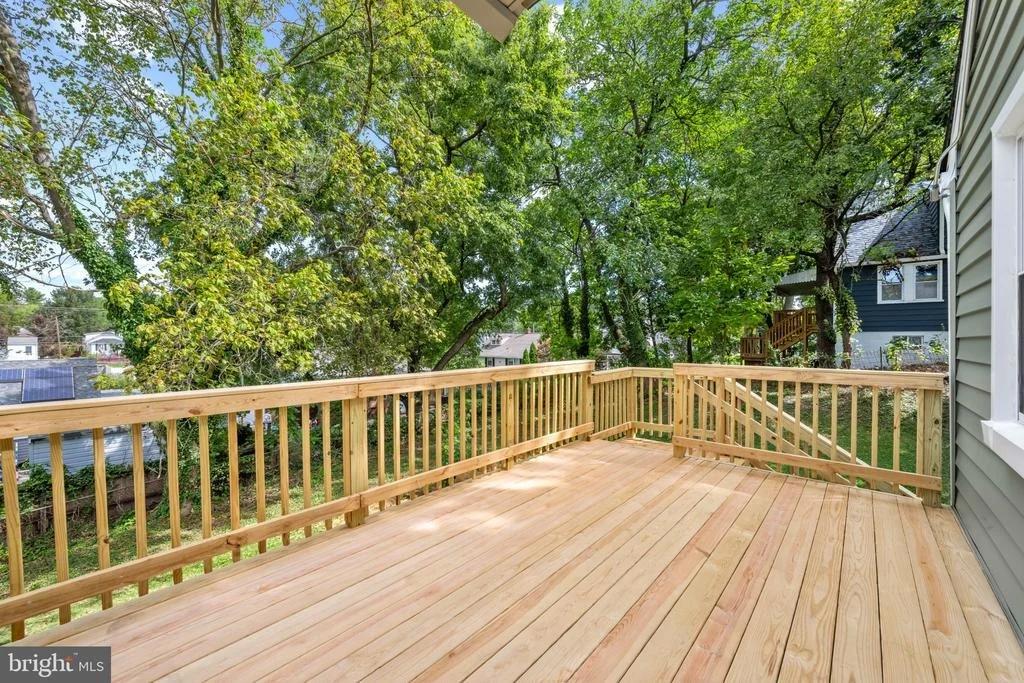 Photo of 210 4TH AVENUE